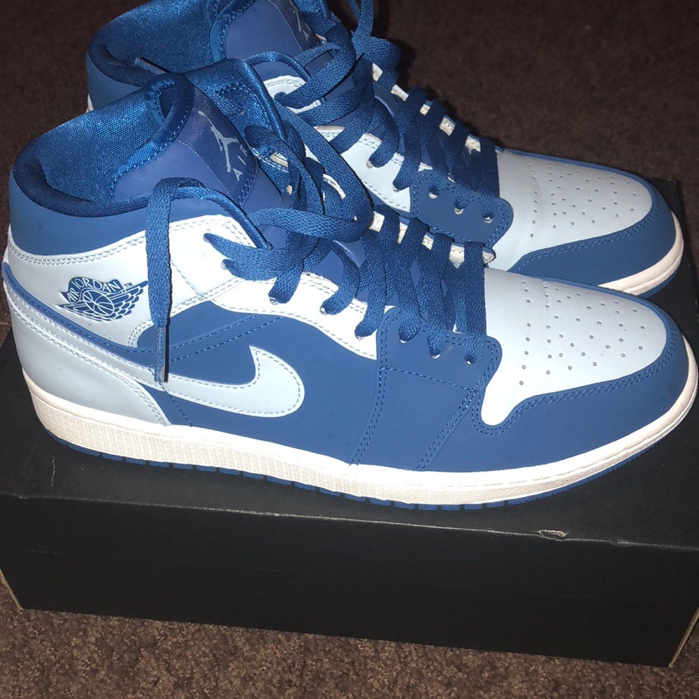 Men’s Nike sneakers size 10.5